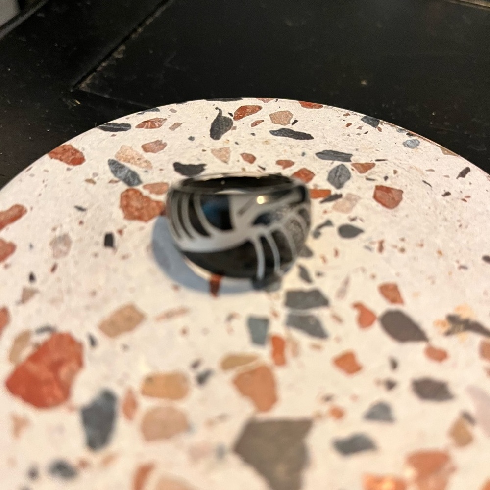 Ring - Picture 2 of 3
